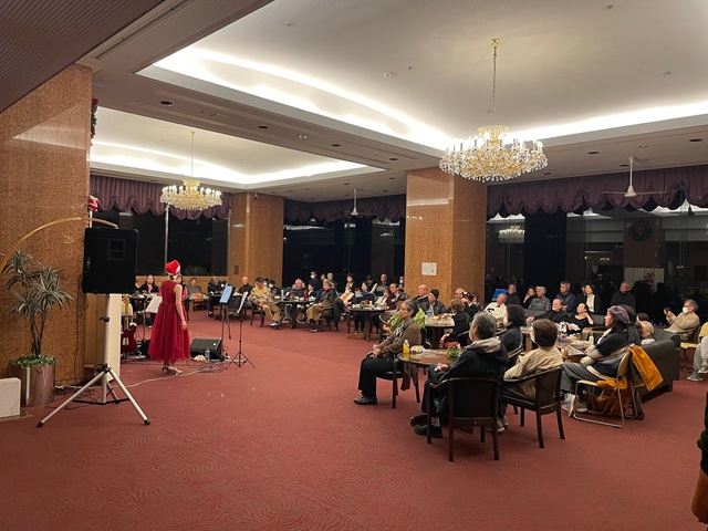 ラウンジライブ ラウンジライブ