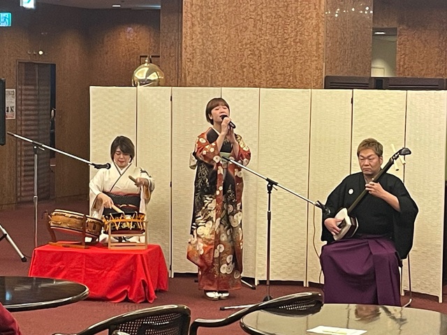 ラウンジライブ ラウンジライブ